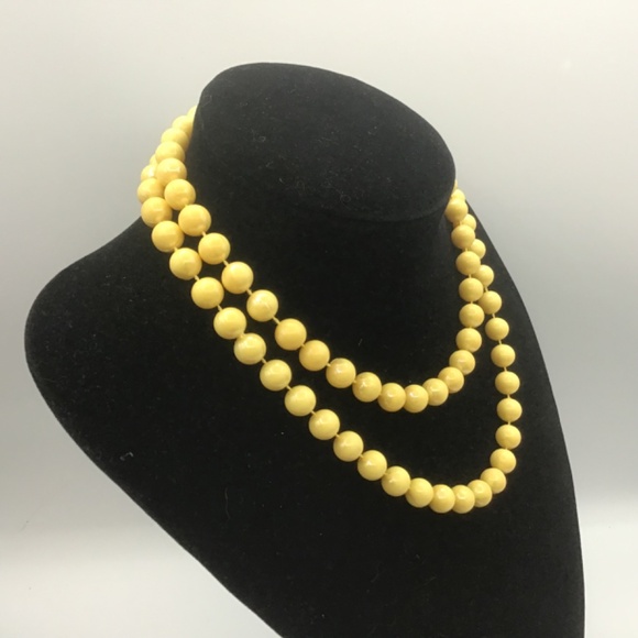 Butterscotch/Yellow Faux Amber Bead Fashion Necklace 18 inches Drop - Picture 5 of 7